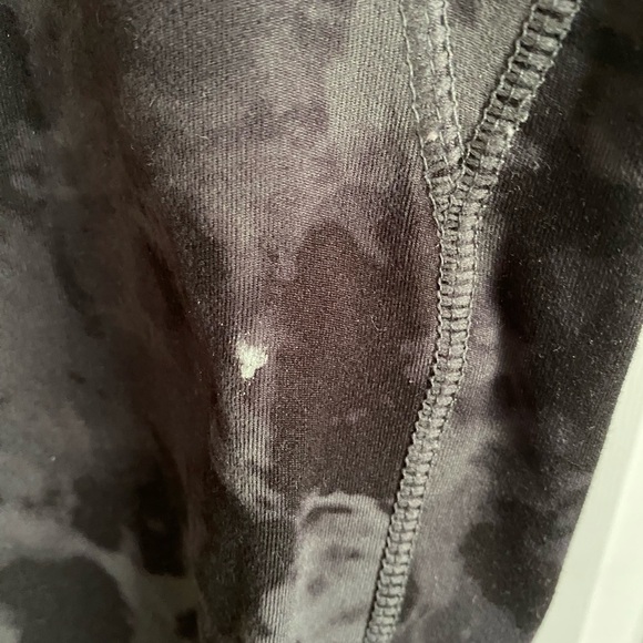 Danskin Grey and Black Tie Dye Leggings Size L - Picture 4 of 6
